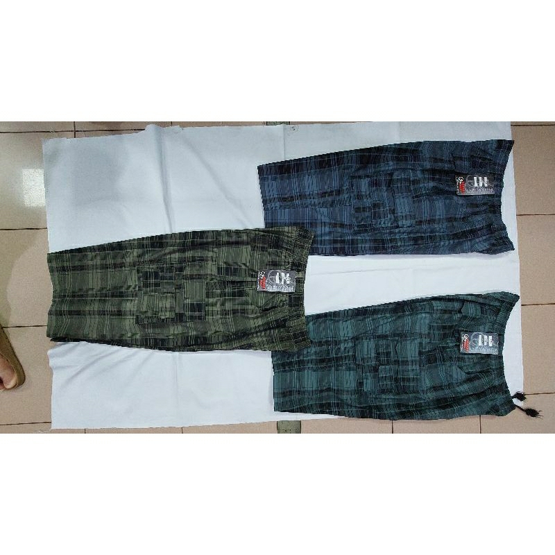 Celana 7/8 Pria Goochi Goo Katun Cargo Motif Kotak