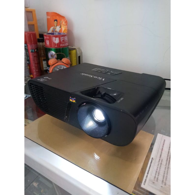 Proyektor Viewsonic pjd5151 | pjd5153 | pjd5155 | pjd5255 | 3200lumens | tech DLP |Xga | Warna Hitam