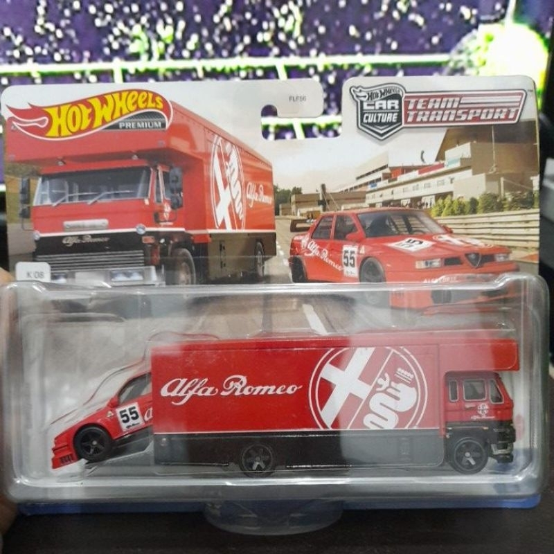 HotWheels Team Transport Alfa Romeo and Fleet Flyer