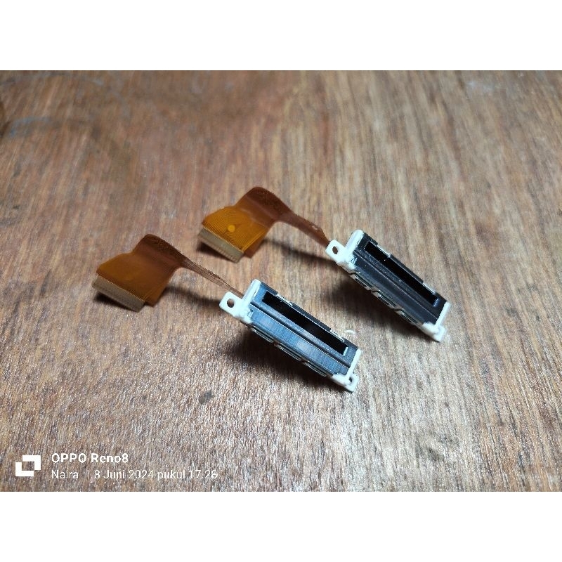 Indikator LCD LED Viewfinder Canon eos 550D