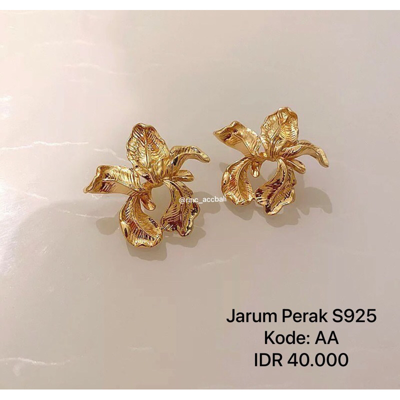 AA - anting bunga anggrek gold korean fashion / best seller / silver 925 needle titanium / sumpel su