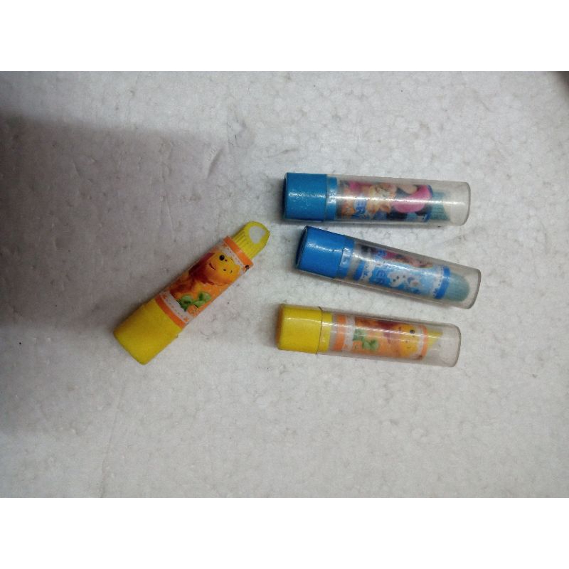 

Mainan Anak Lipstik Penghapus