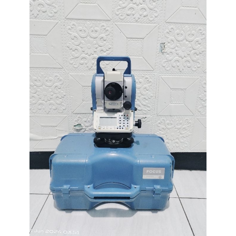 Total Station Spectra Focus 6 Bekas Akurasi 2 Detik
