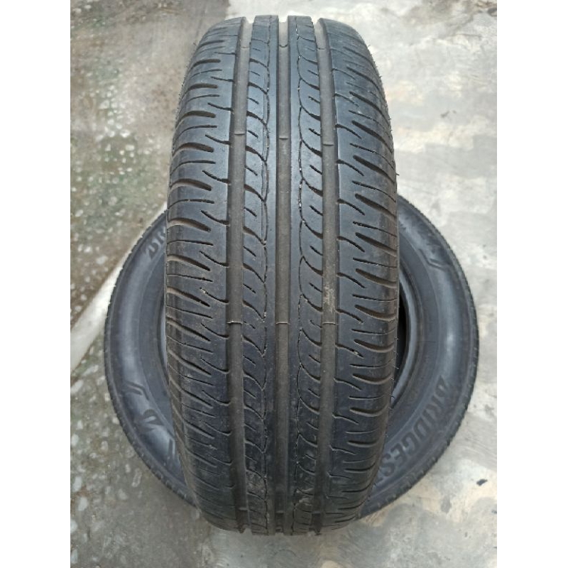 Ban second ban bekas mobil 185/70 R14 xenia avanza