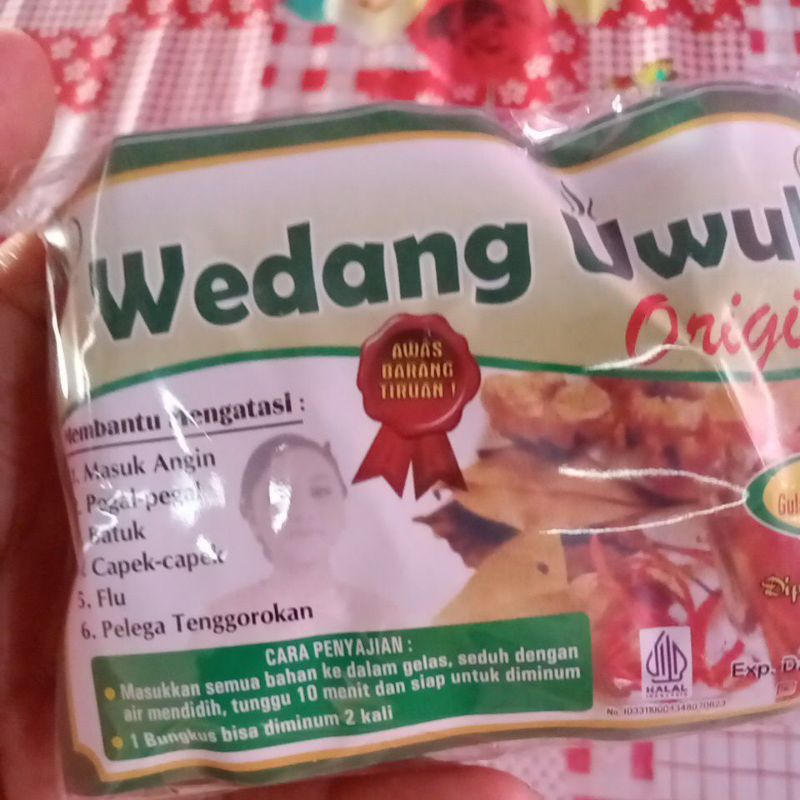 

Wedang Uwuh,Wonogiri.Sangat lezat Segar.Ada jahe,cengkeh,secang.tinggal seduh