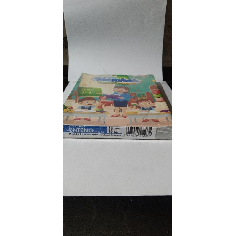 

Buku tulis Enteng( 30 lembar 1 pack isi 10)