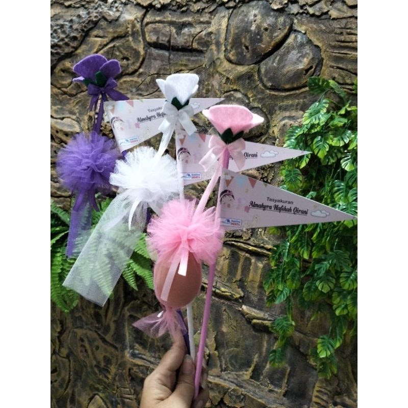 BUNGA TELUR FLUFFY+ BENDERA (PANJANG BAMBU 40 CM)