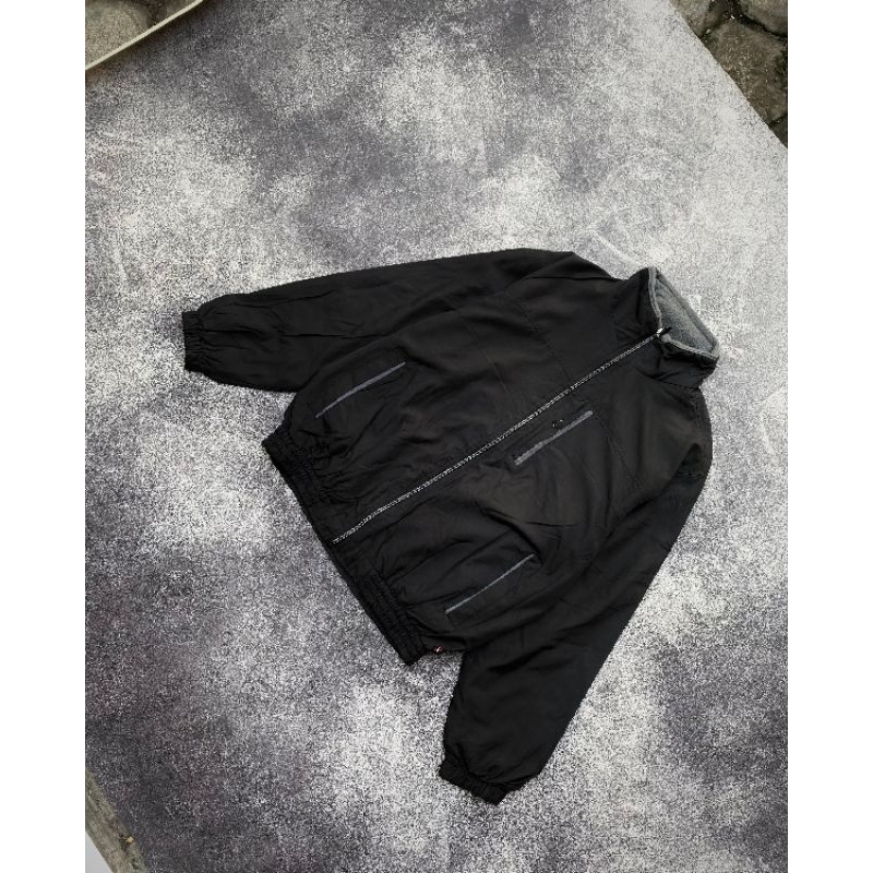 tracktop nepuca hitam