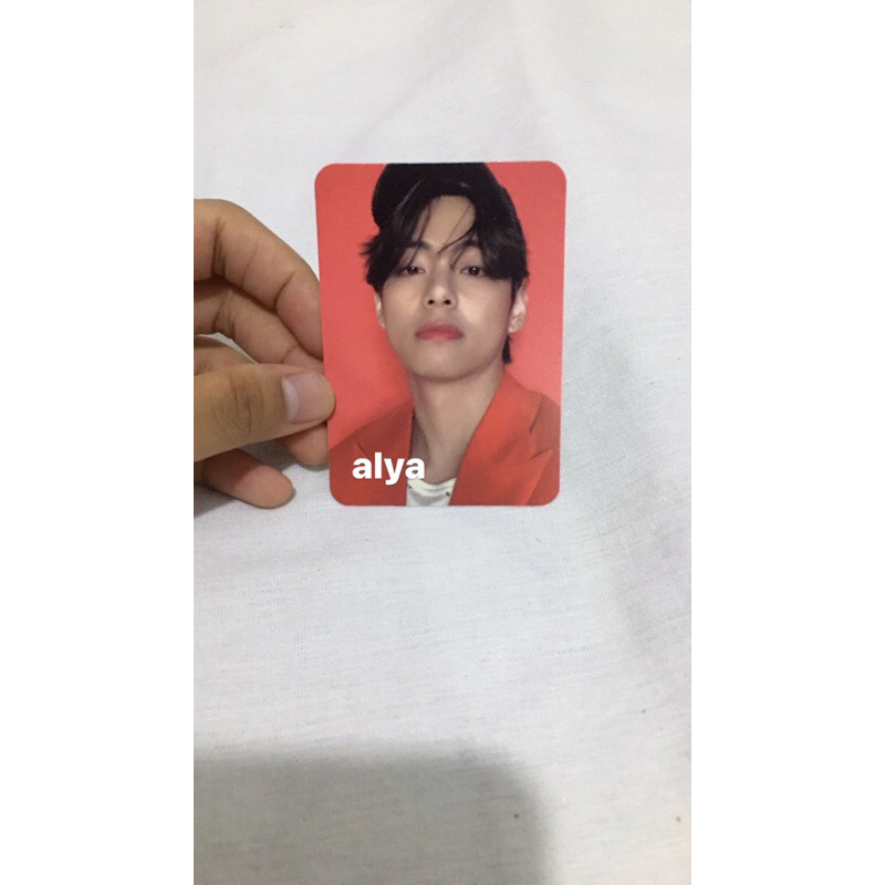 PC TAEHYUNG DICON RED BACKGROUND TAEHYUNG TOPIAN [OFFICIAL]