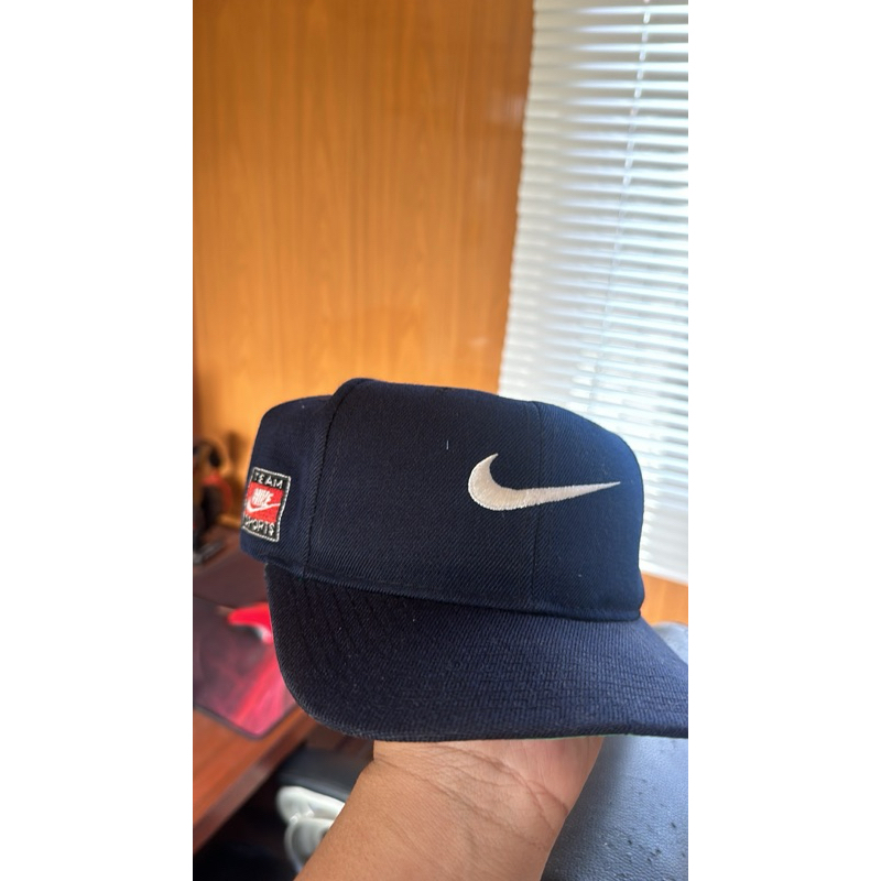 topi nike vintage