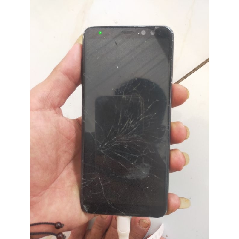 Samsung a8 2018. minus lcd