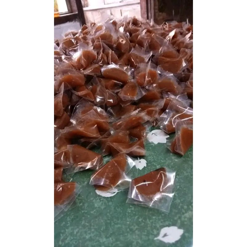 

Dodol Sirsak / Jenang Sirsak Asli 600gram