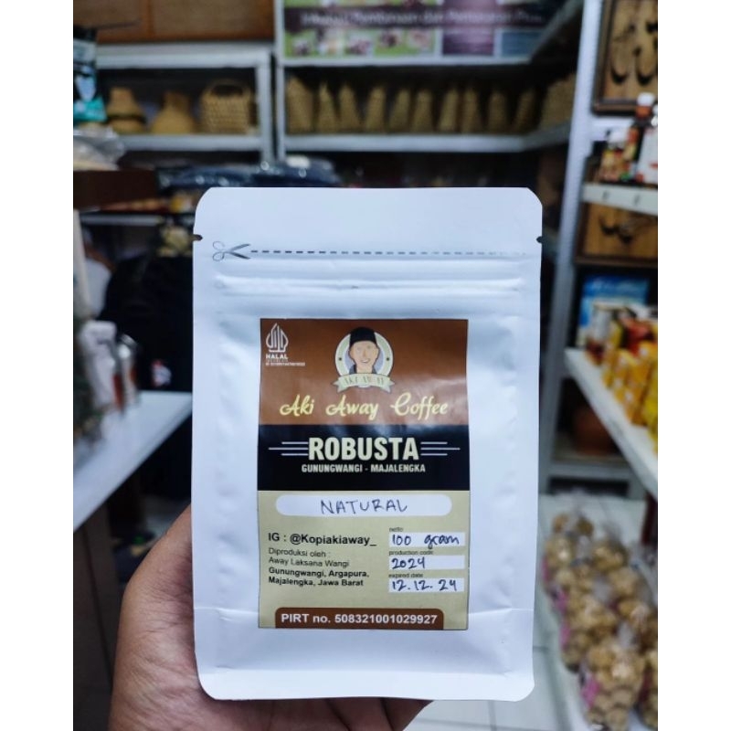 

Kopi Robusta Natural AKI AWAY 100g Kopi Giling Majalengka Mart