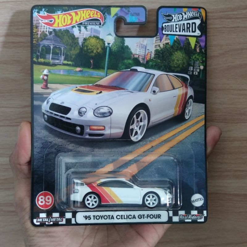 Hot wheels BOULEVARD TOYOTA CELICA HOT WHEELS PREMIUM 95 TOYOTA CELICA GT-FOUR