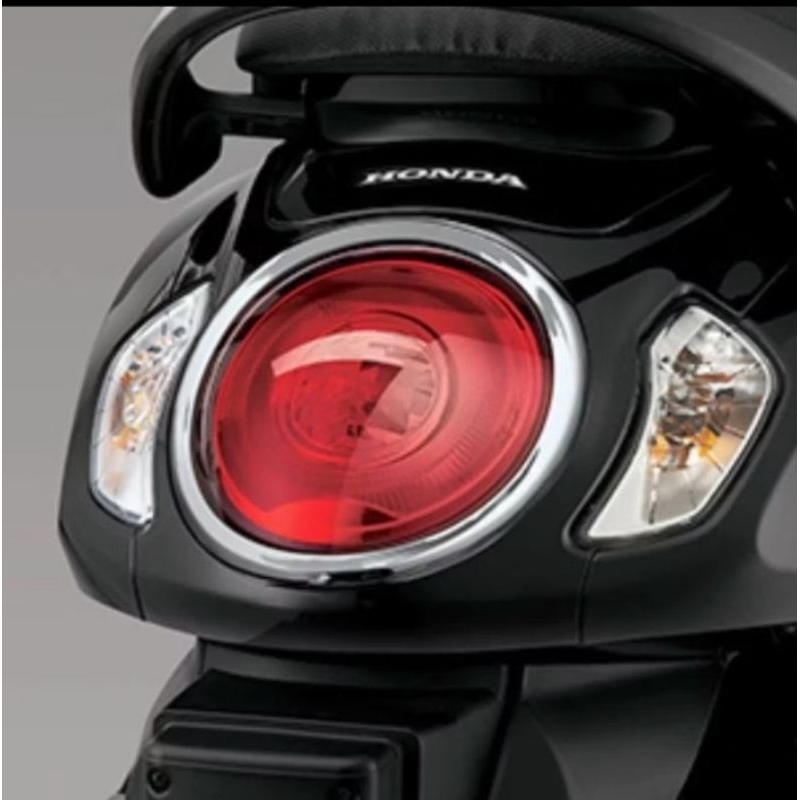 GARNISH TAILLIGHT HONDA SCOOPY 2021-2024
