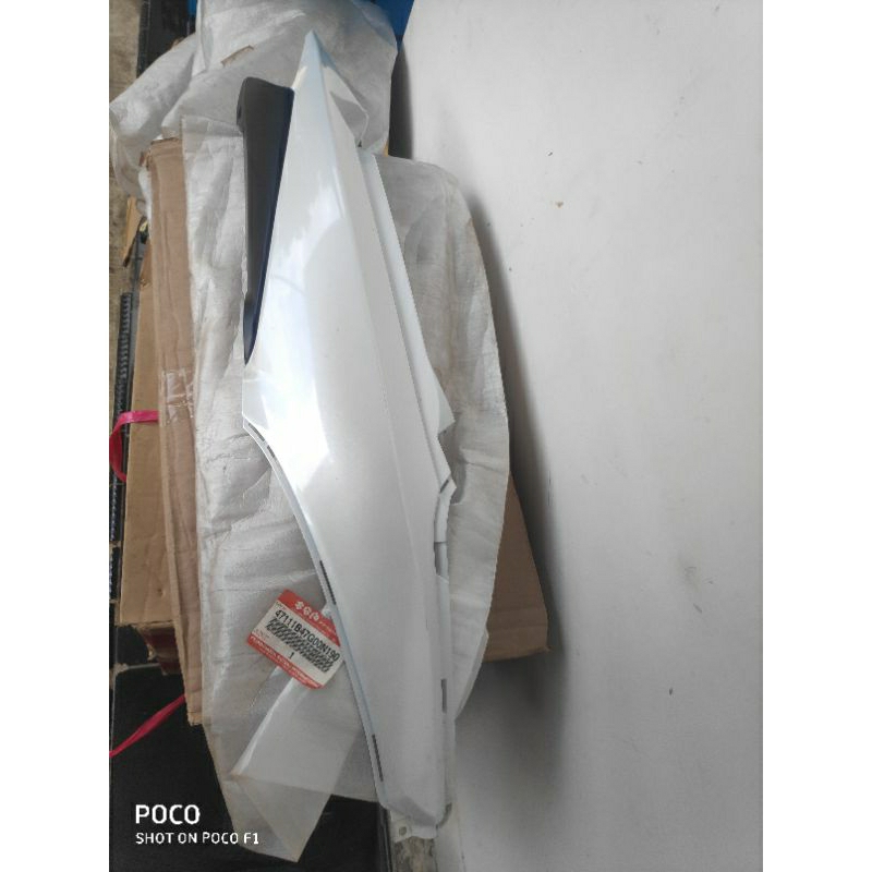 bodi belakang suzuki arashi hanya bagian kanan original SGP