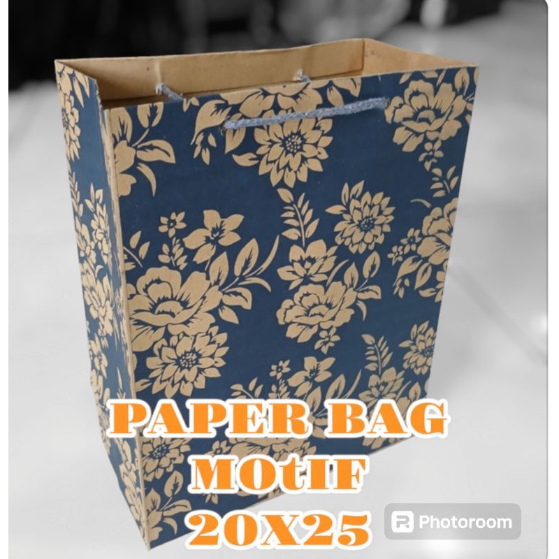 

PAPER BAG MOTIF 20X25 / PAPER BAG SOUVENIR / PAPER BAG KADO / PAPER BAG KERTAS / PACKAGING OLSHOP