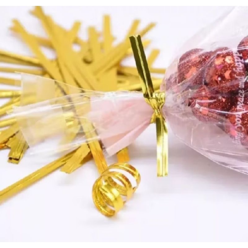 

Kawat Pita Tali Pengikat Pita Kado Kawat Twist Tie Gold 10cm