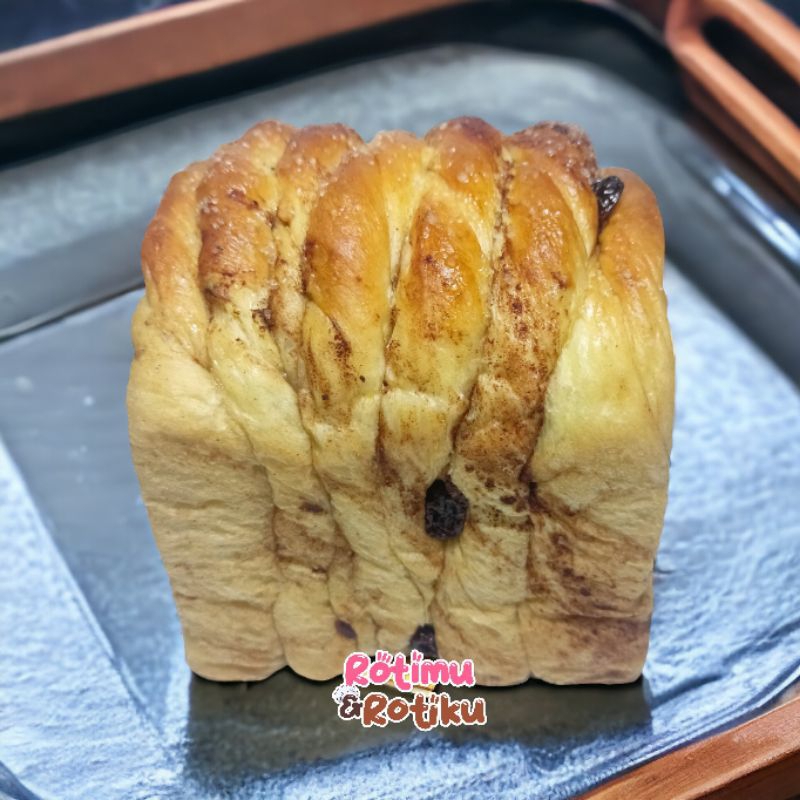 

Cinnamon Raisin Roti Kismis Kayu Manis