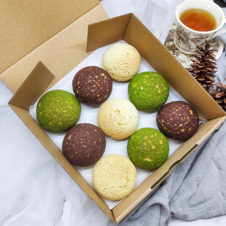 

PROMO TERUPDATE Choux Au Craquelin isi 9 by Bake et Bay Crispy Cream Puff 9 Pcs Bake et Bay Kue Sus Crunchy 9 Buah