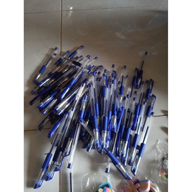 

pulpen gel tinta cair