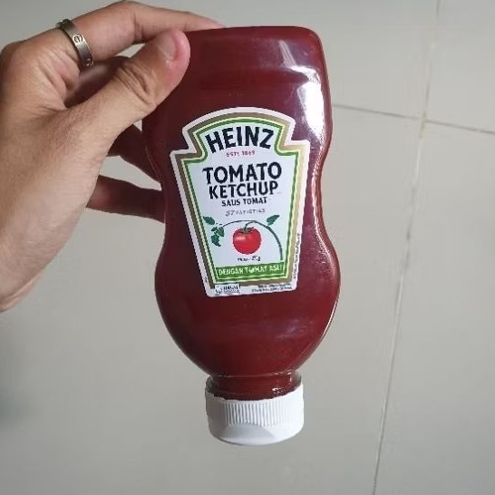 

Heinz saus tomat TOMATO KETCHUP sauce IMPORT 325gr.
