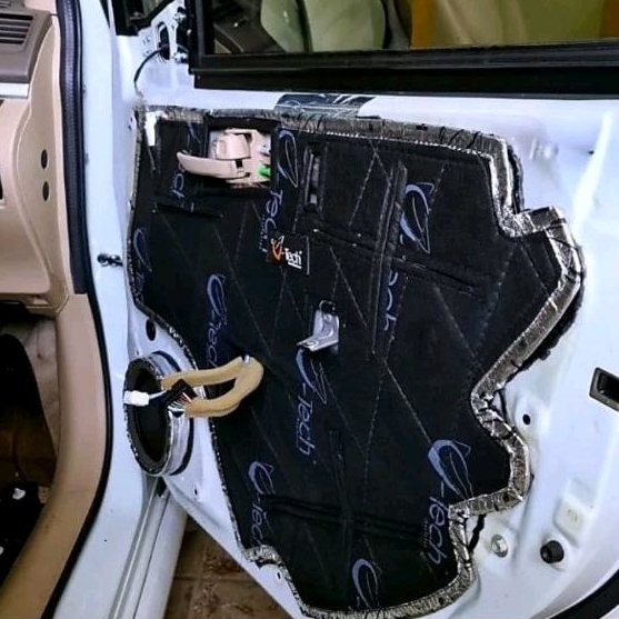 Suzuki Ertiga 2015 Peredam Suara Pintu Mobil