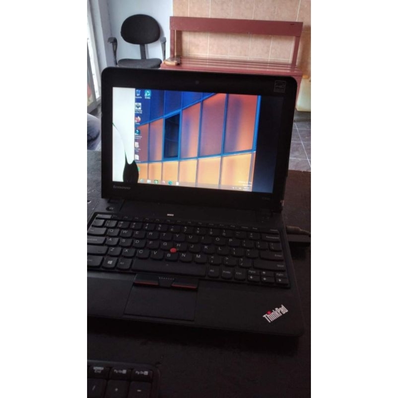 leptop lenovo thingpad Ram 4Gb/500gb