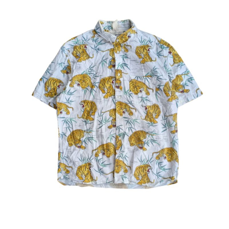 kemeja h&m full motif / tiger art