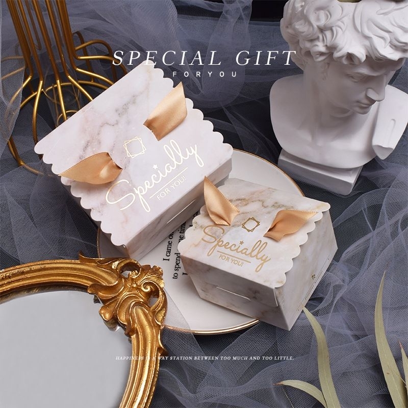 

HAPPY KOTAK SOUVENIR LUCU BOX NIKAHAN WEDDING KADO ULANG TAHUN SEGI