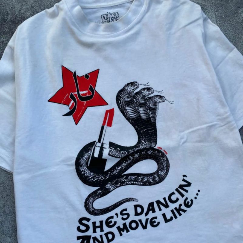 Kaos Cobra still brazy nara - Crazy brazy shes dancin and move like