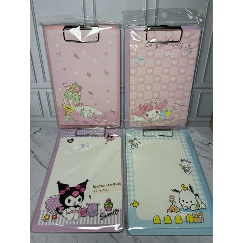 

Papan Jalan Sanrio dengan Note Sanrio
