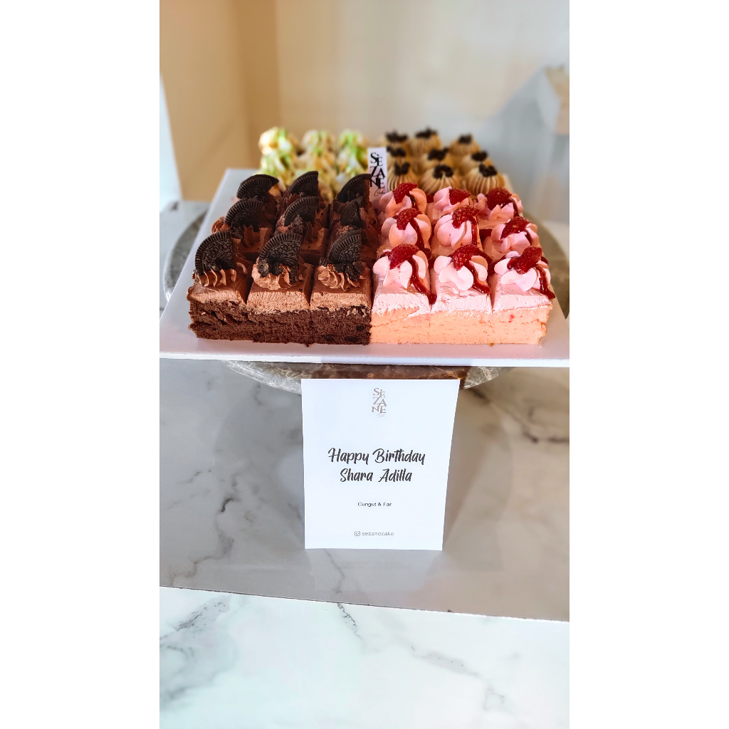 

Sezane Cake Box Mix Combo 36 Bites Size 26cm [SEZANE CAKE]