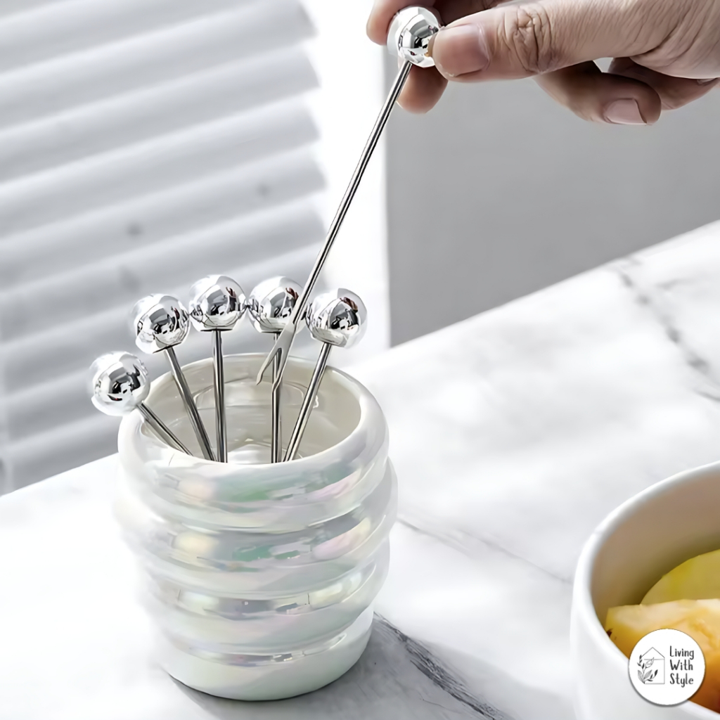 Living With Style - Spiral Round Version Mini Cutlery Set / Aneka Sendok Garpu Set Dengan Tempat Ker