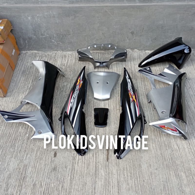 FULL BODY HALUS HONDA SUPRA X 125 LAMA 125 OLD HITAM SILVER