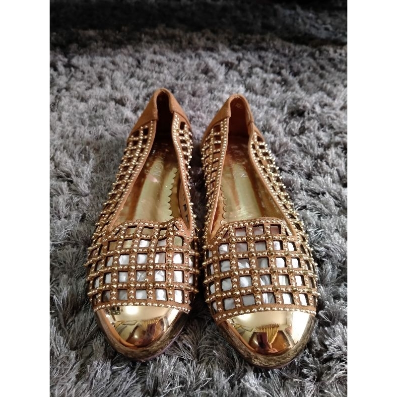 Preloved Sepatu Pazzion  insole 21.5-22 cm