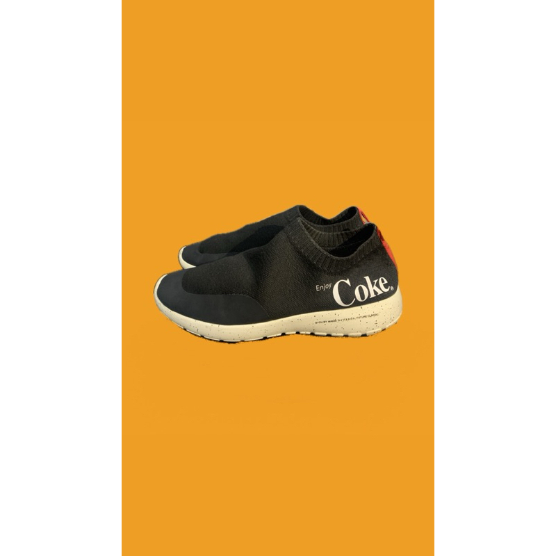 WAKAI Shoes / Sepatu COKE / COCA COLA Edition / Black / Hitam