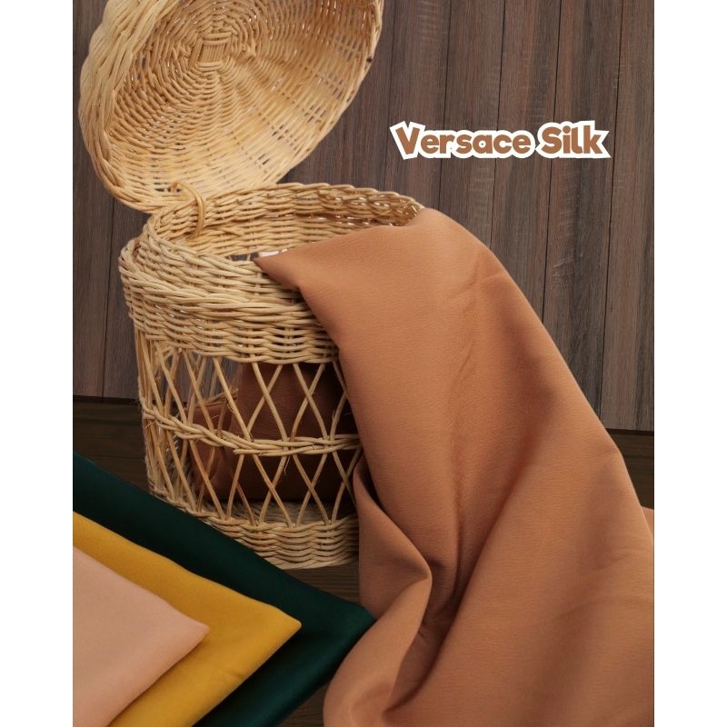 VERSACE SILK (harga 1/2 meter)