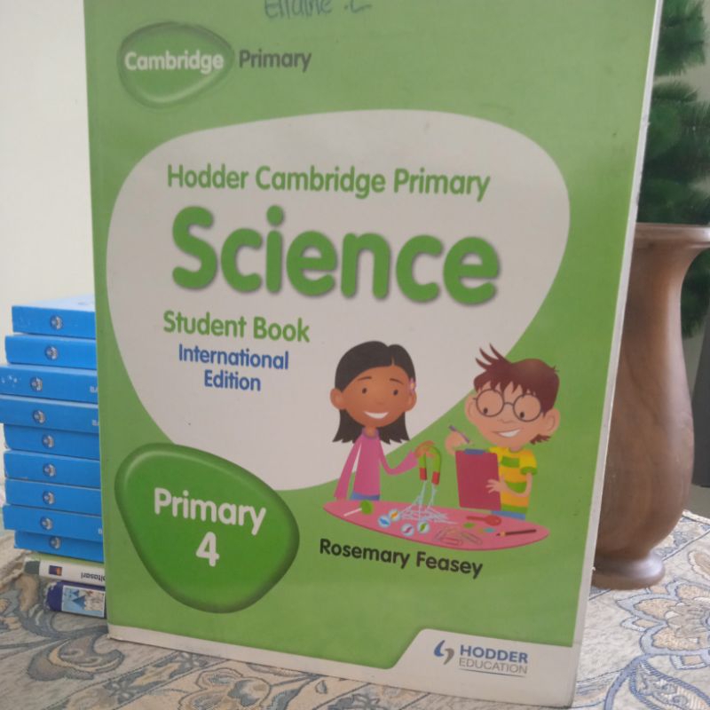 sains Cambridge student primary 4