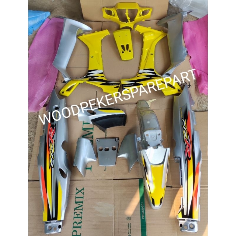 FULL BODI HALUS YAMAHA FIZR KUNING SILVER+STRIPING 2002