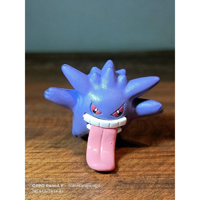 action figure gengar pokemon