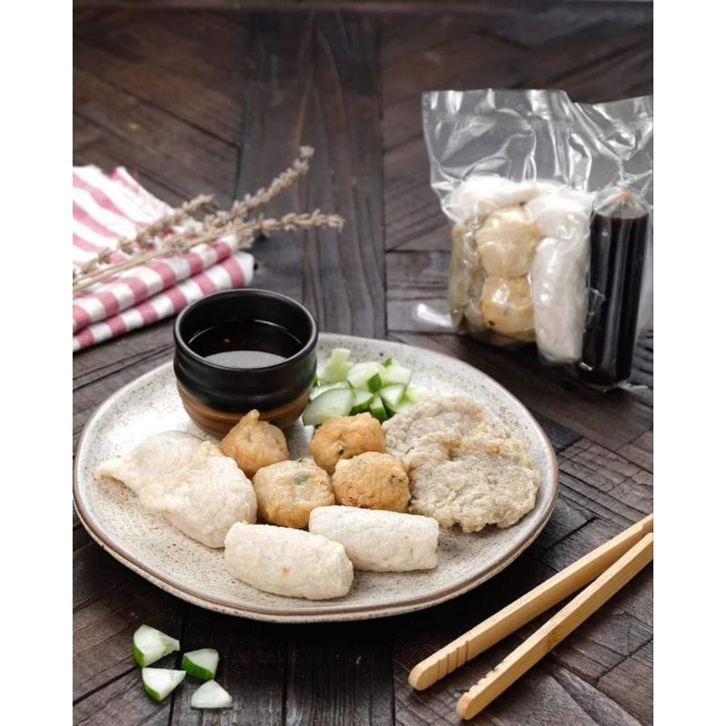 

pempek mix isi 10 pcs free cuko