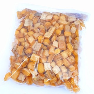 

KERUPUK RAMBAK KULIT SAPI MENTAH KRUPUK KROPOK KRECEK KOTAK PANJANG INDONESIA BEEF SKIN CRACKERS