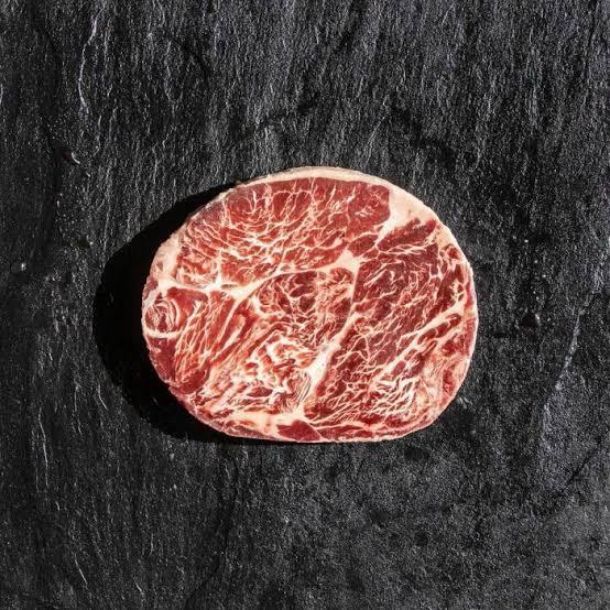 

Ribeye Steak Wagyu Meltique / Daging Sapi Wagyu Rib Eye 200 Gram
