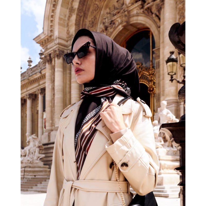 IVAN GUNAWAN PRIVE - GRACE BLACK hijab segi empat by Ivan Gunawan premium