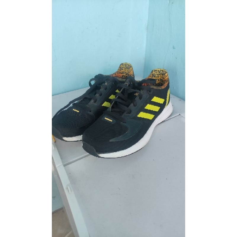 sepatu adidas anak preloved
