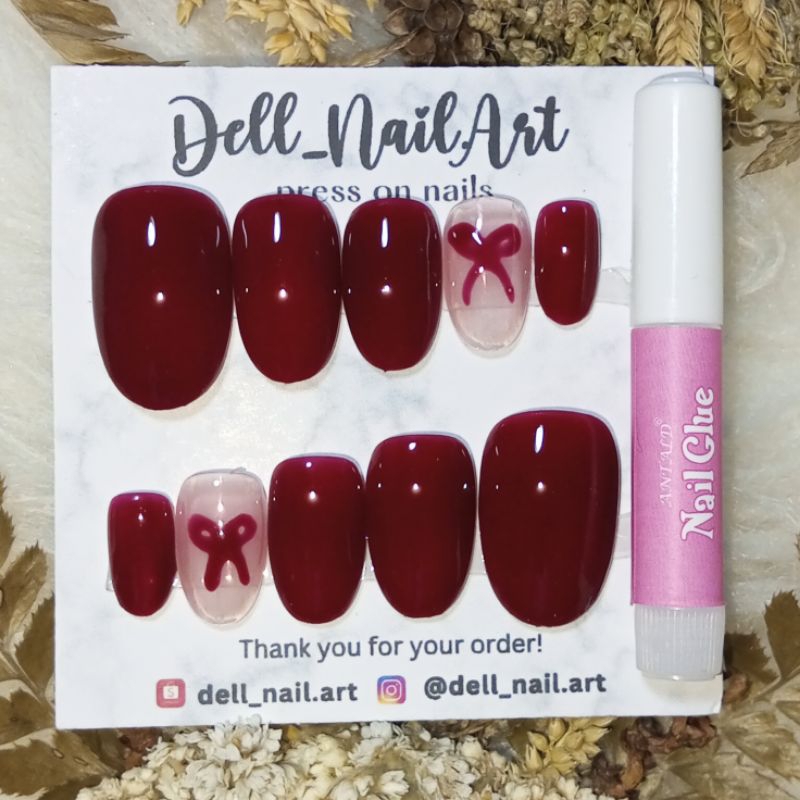 

Maroon pita