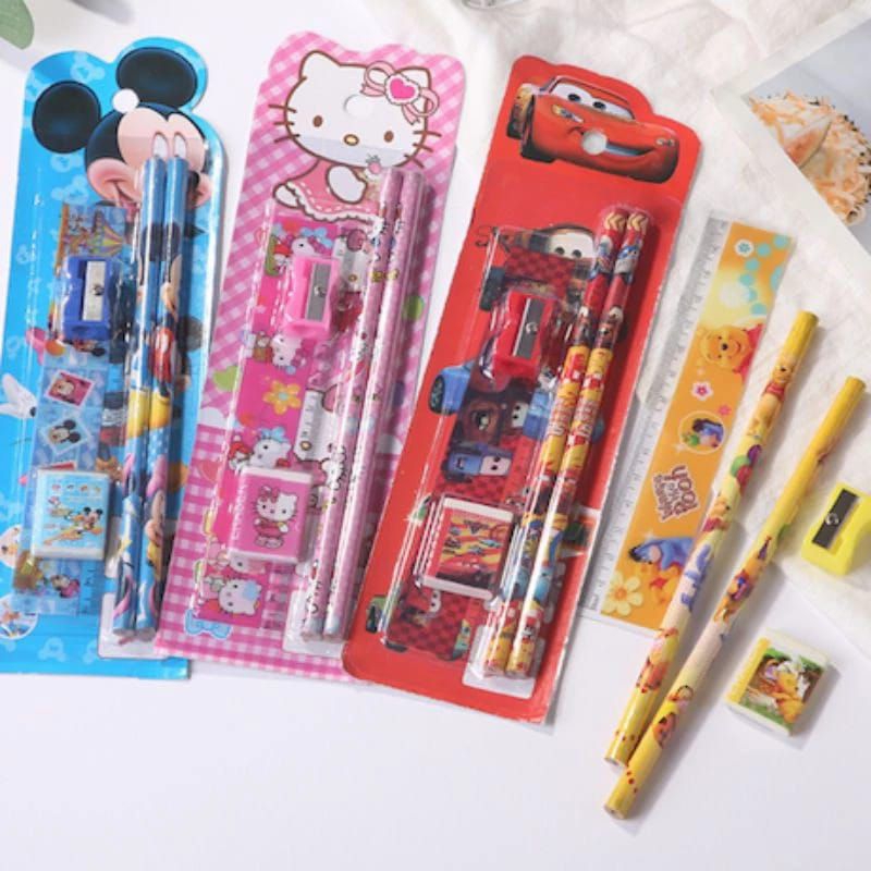 

J017 Set Isi 5 Alat Tulis Karakter Kartun / Paket Alat Tulis Sekolah / Set Stationary / Paket Pensil Rautan Penghapus Peggaris / Alat Tulis Doraemon Micky Mouse Hello Kitty Frozen Cars Bear Winnie The Pooh