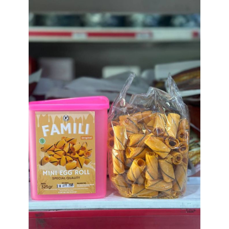 

famili egg roll