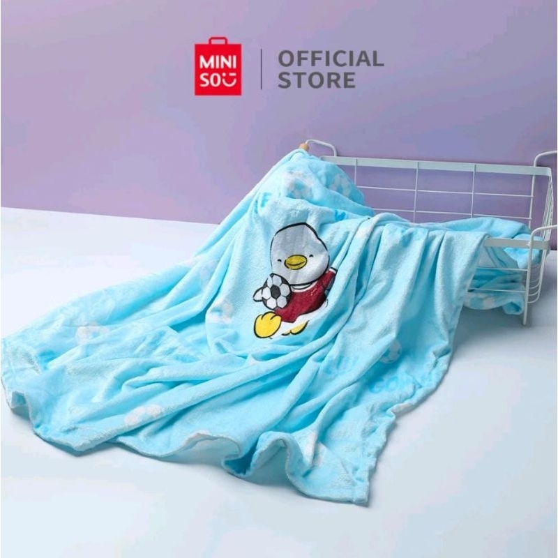 MINISO Official Selimut We Bare Bears Topi Selimut Dan Bantal Karakter Office Air